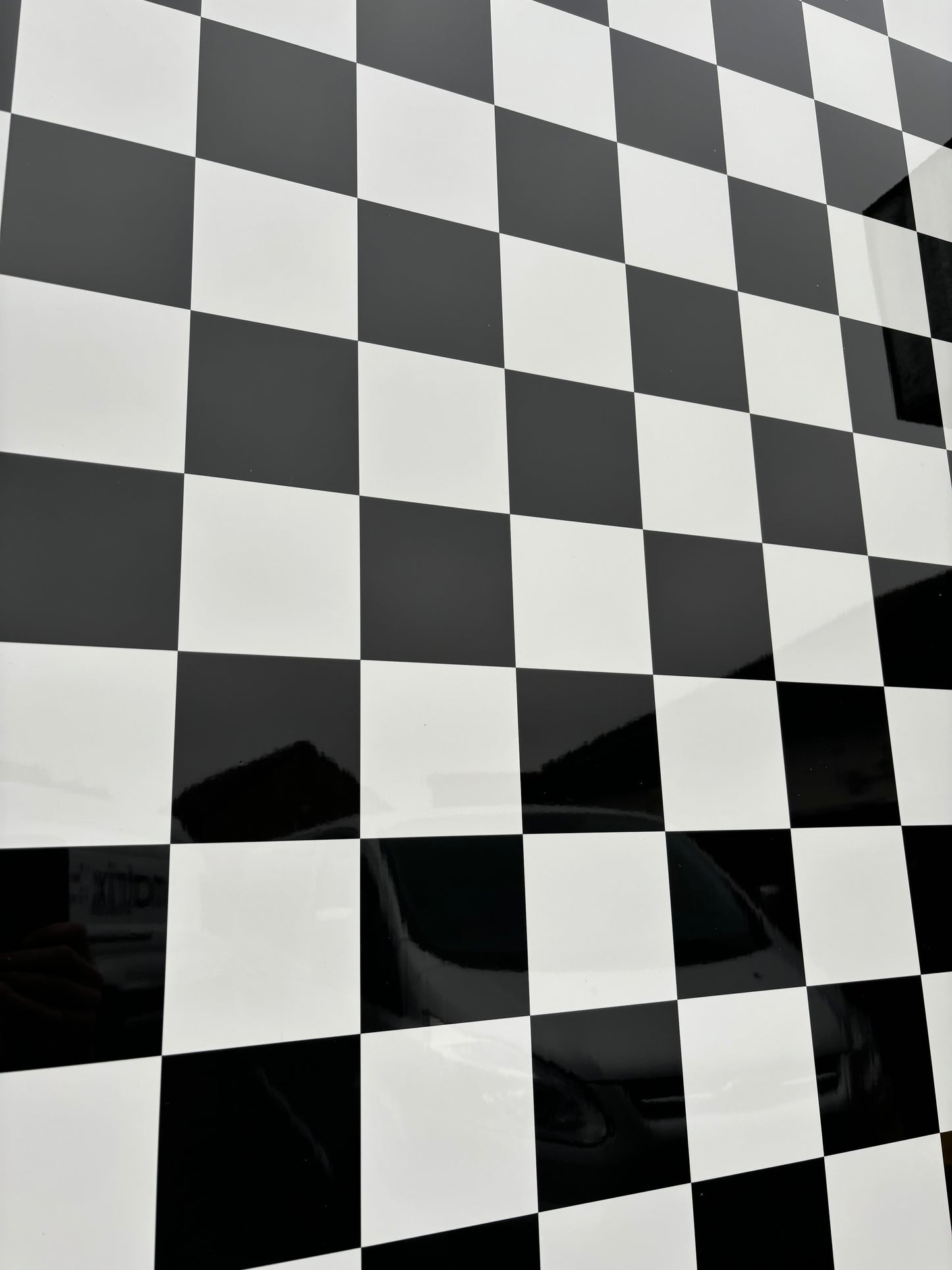 Black & White Chequered PVC Tongue & Groove Wet Wall 1000mm