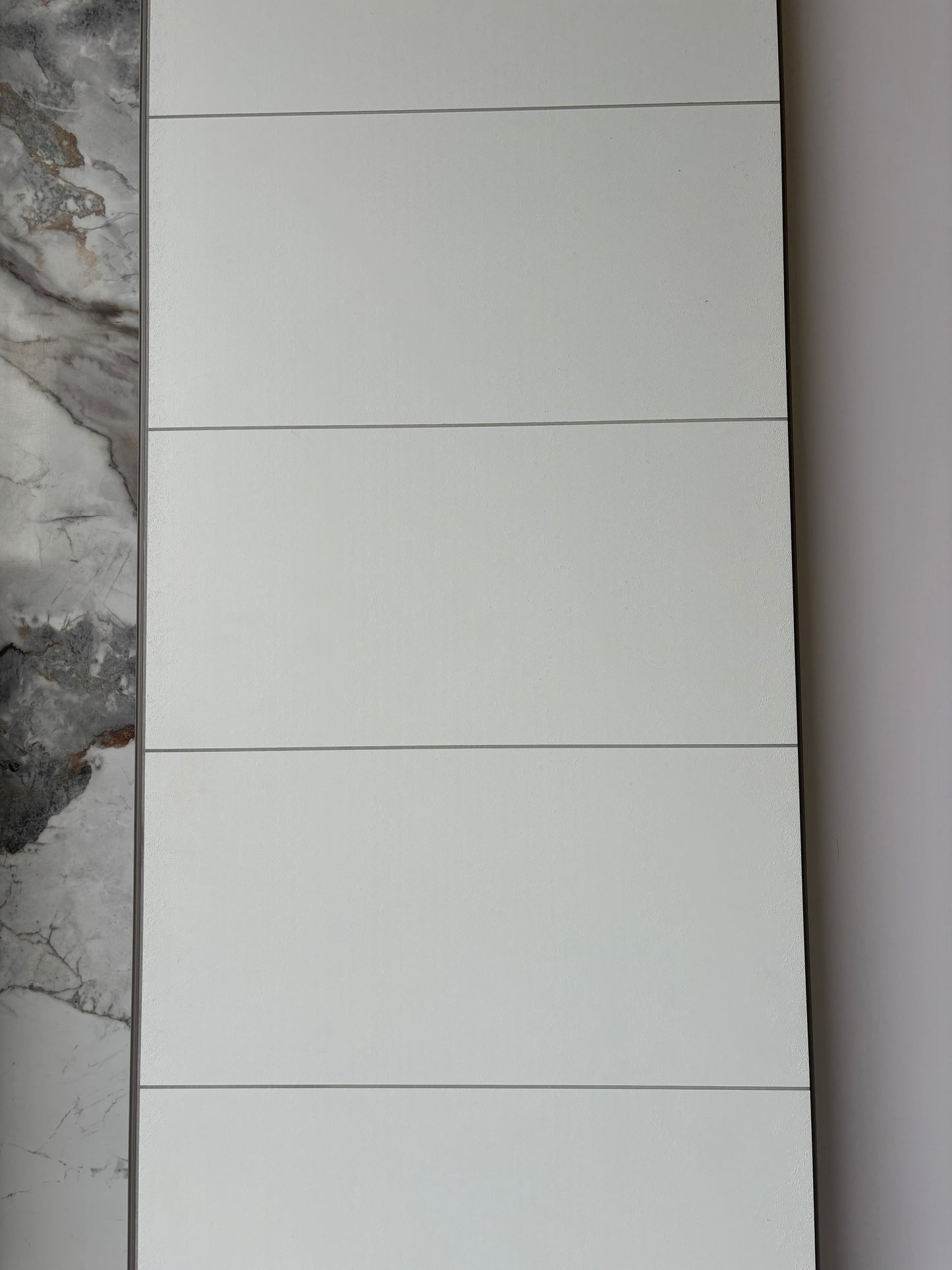 White Tile PVC Tongue & Groove Wet Wall 600mm